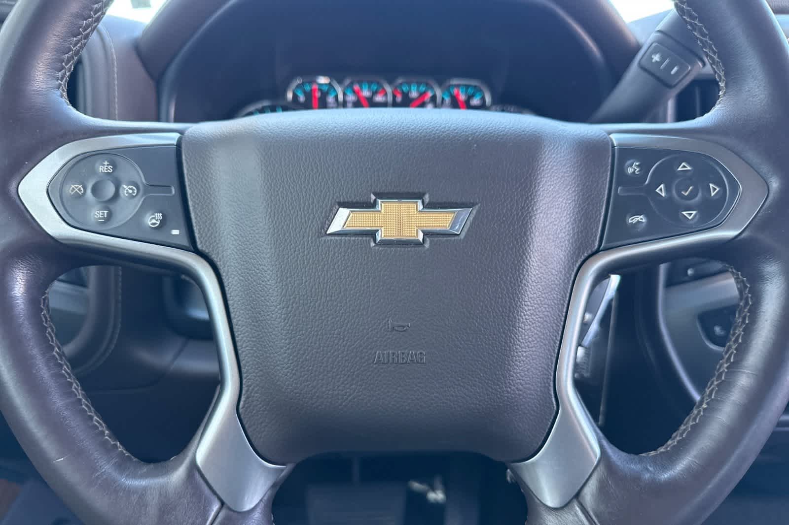 Thumbnail: 2017 Chevrolet Silverado 2500 - 23