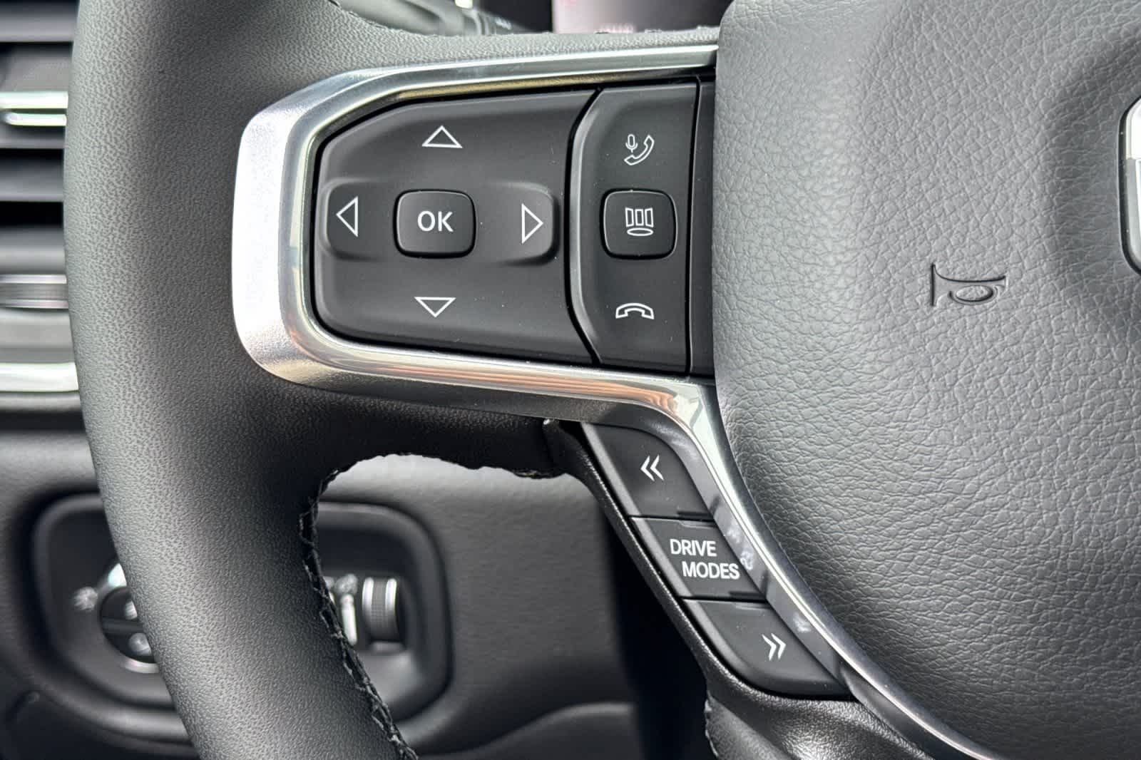 Thumbnail: 2025 RAM 1500 - 26