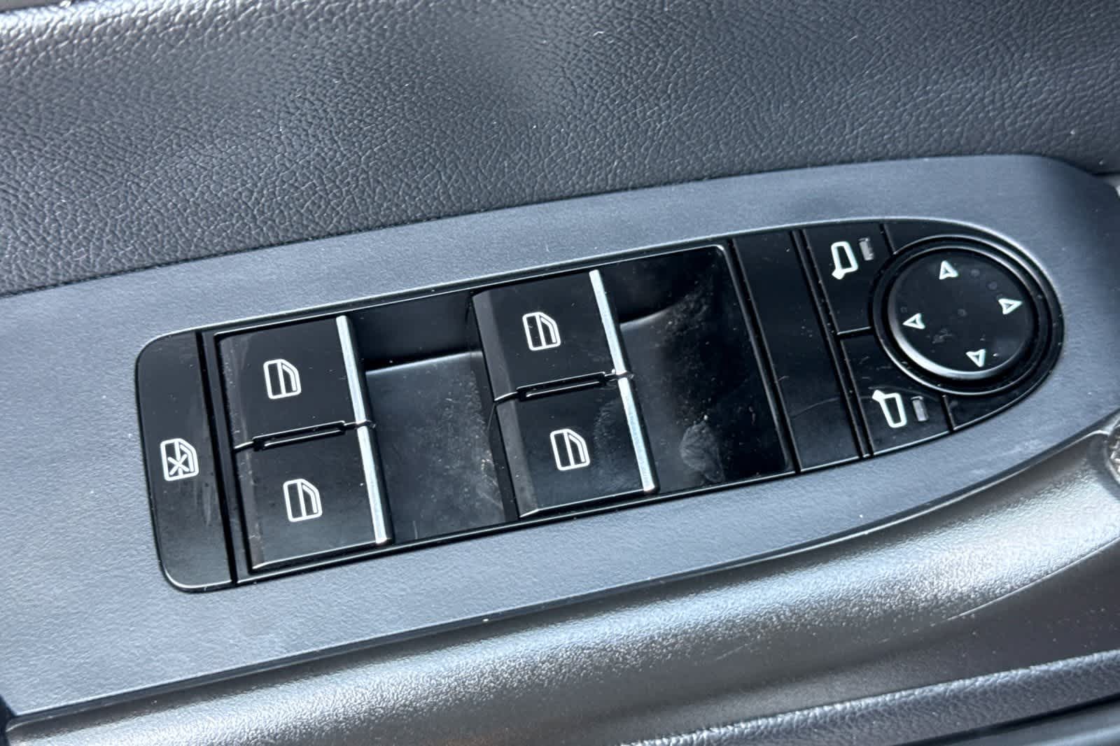 Thumbnail: 2023 Mazda CX-50 - 12