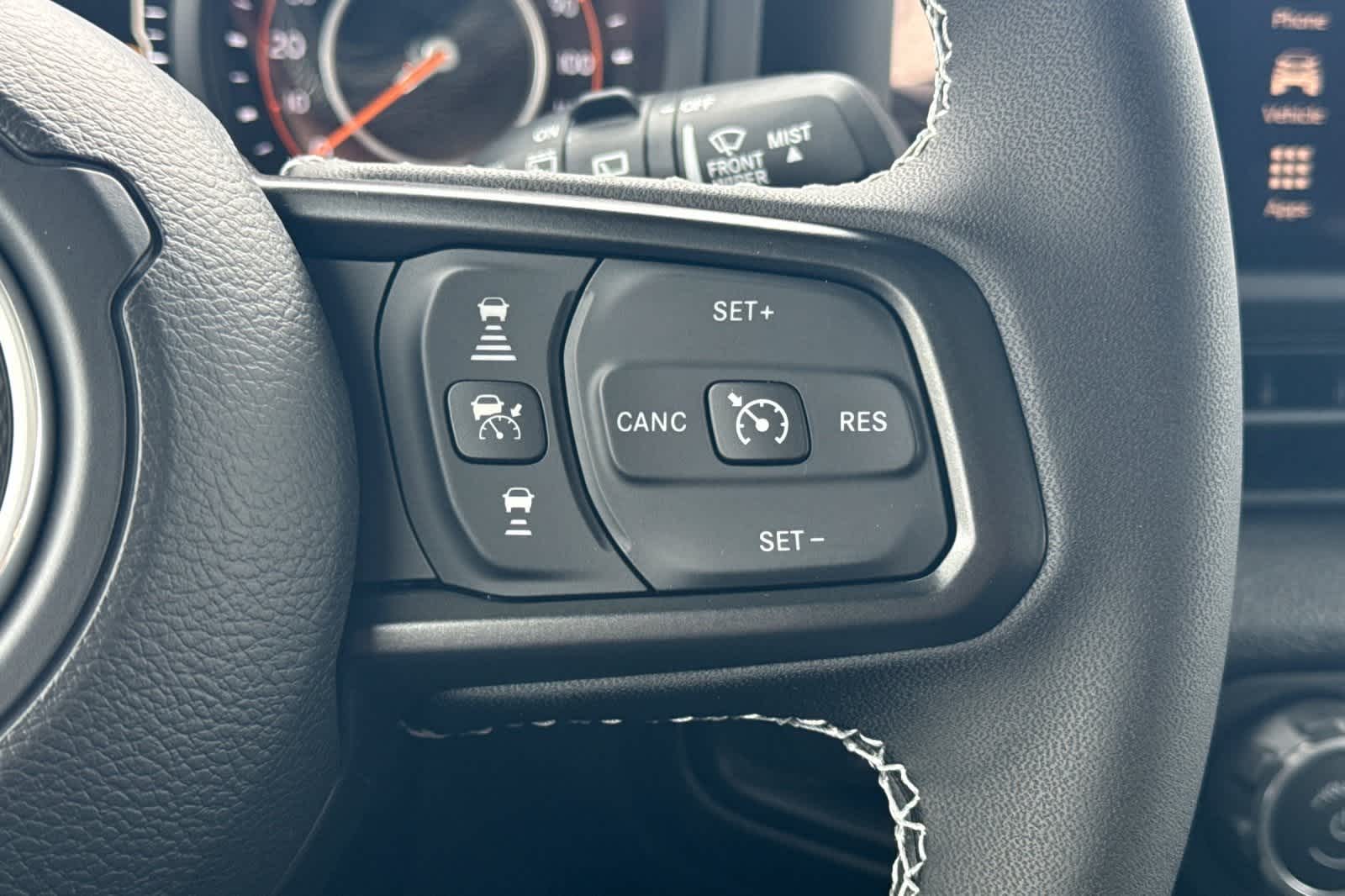 Thumbnail: 2025 Jeep Wrangler - 25