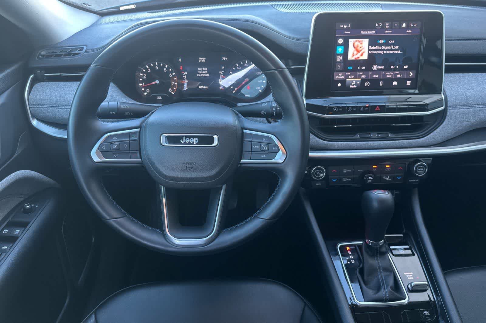 Thumbnail: 2022 Jeep Compass - 14