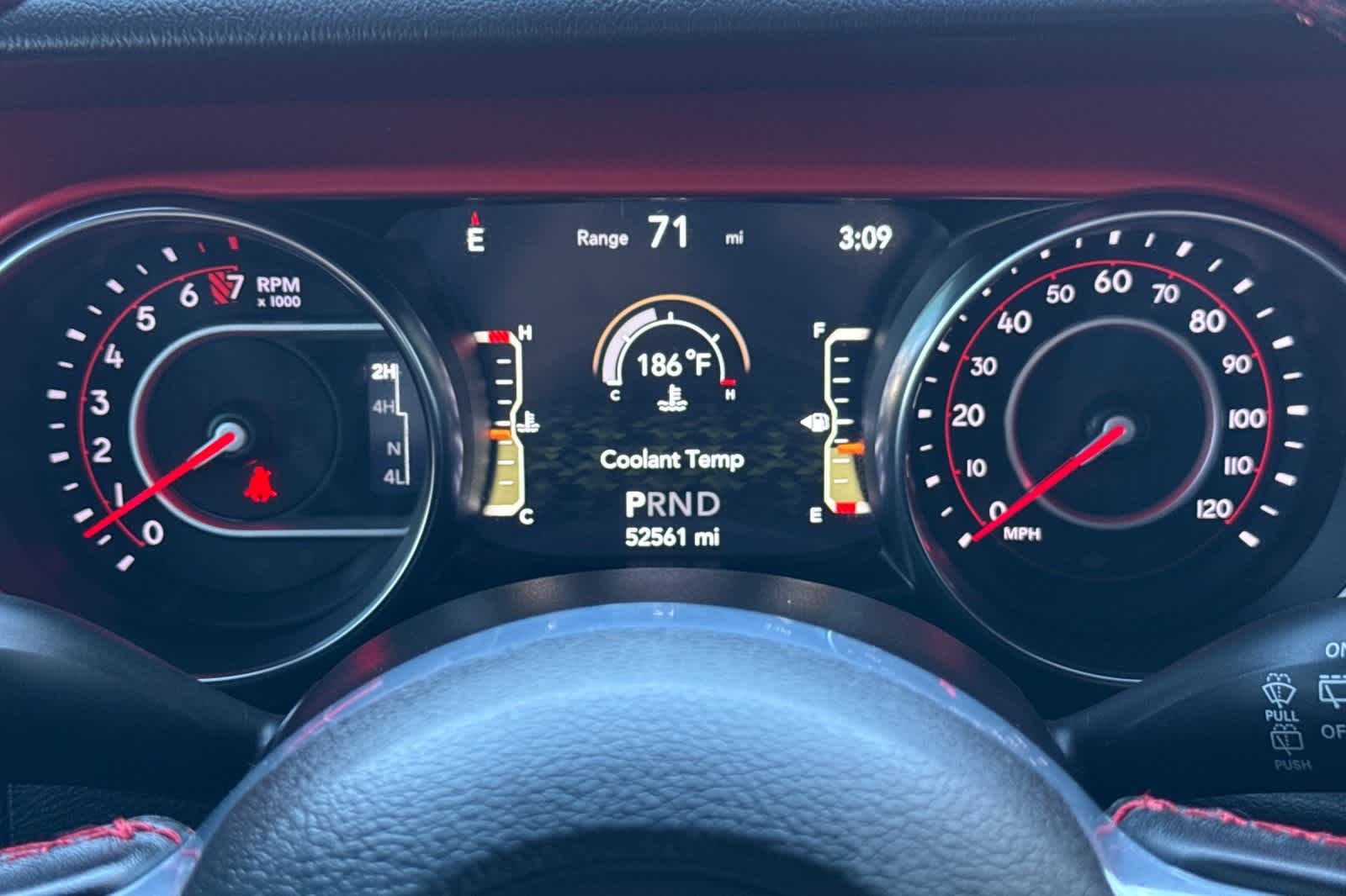 Thumbnail: 2021 Jeep Wrangler - 29