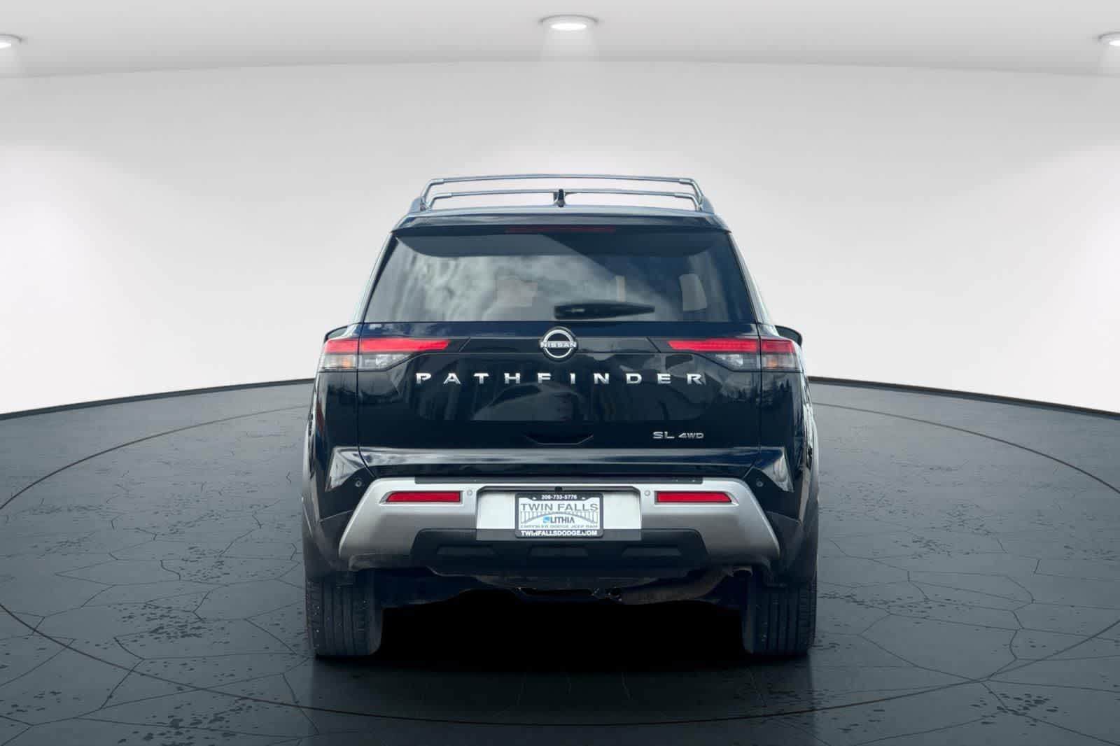 Thumbnail: 2023 Nissan Pathfinder - 7