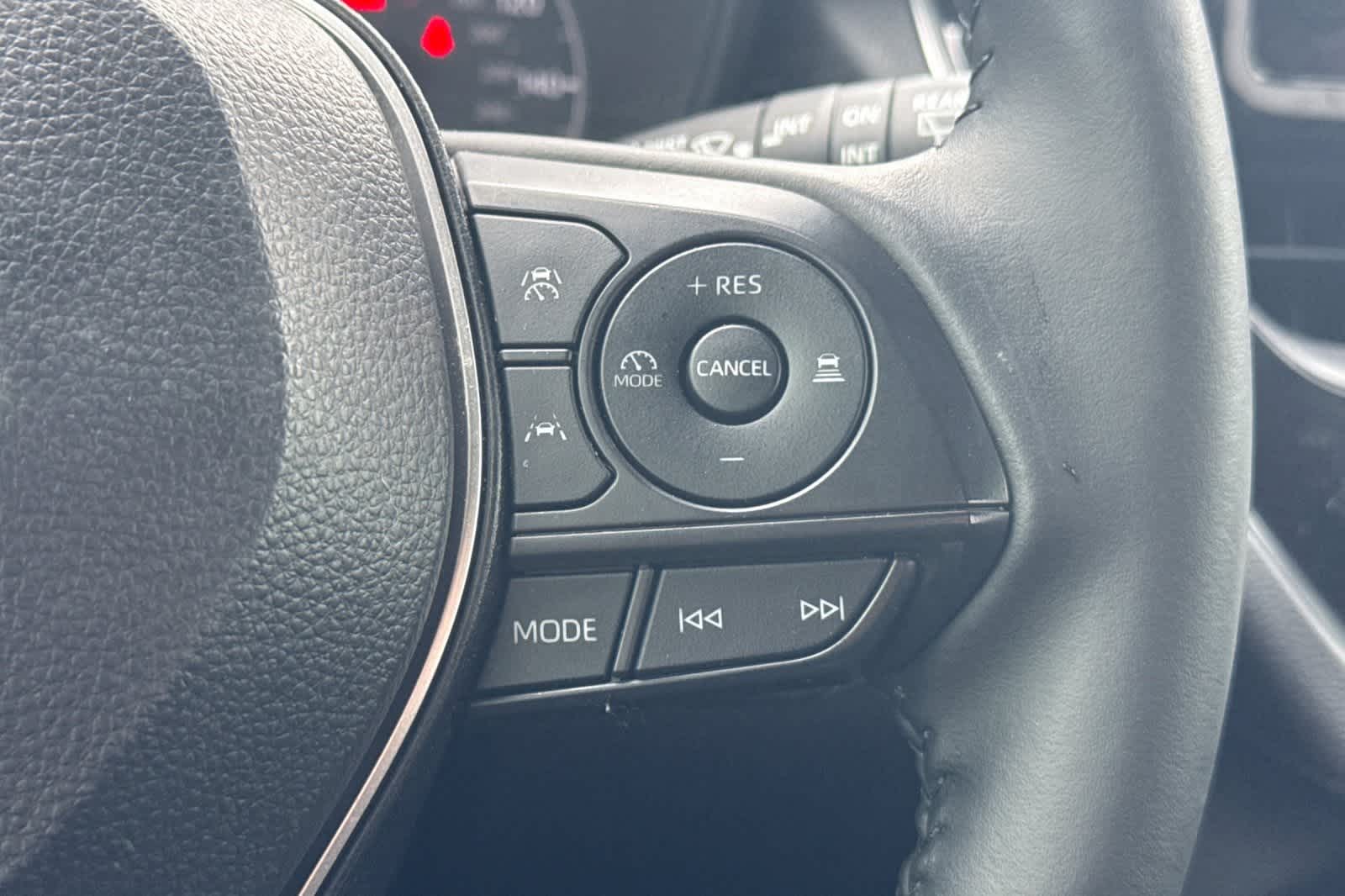 Thumbnail: 2024 Toyota Corolla Cross - 27