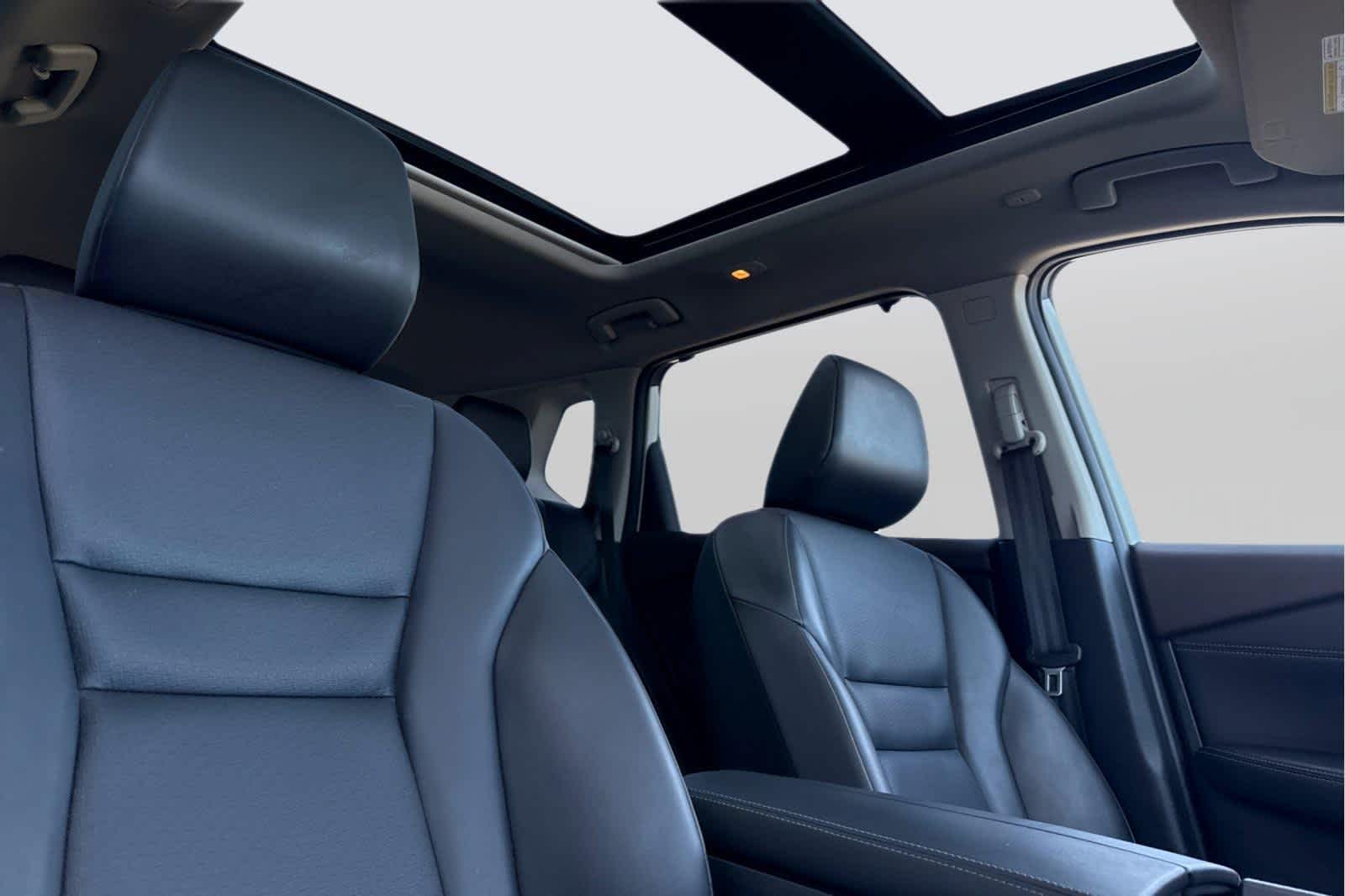 Thumbnail: 2022 Nissan Rogue - 18