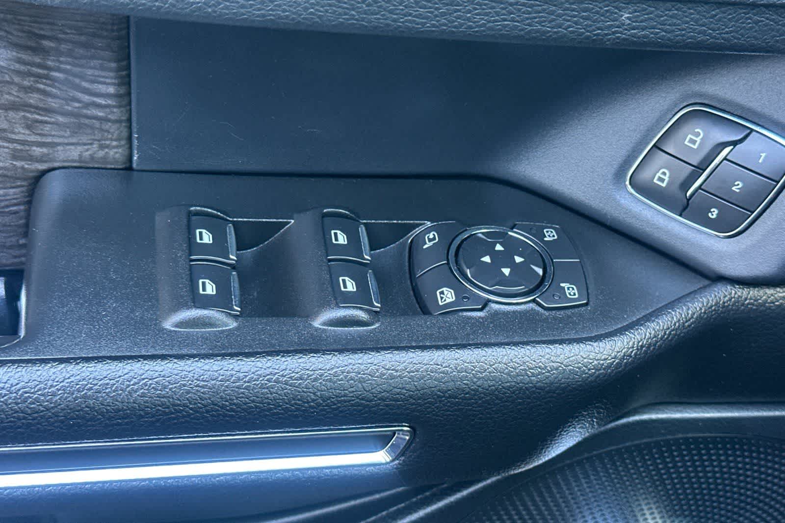 Thumbnail: 2020 Ford Expedition - 13