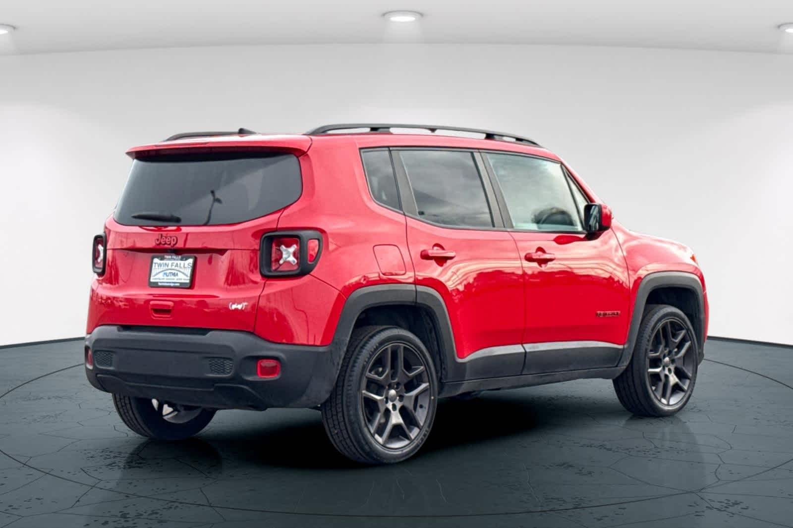 Thumbnail: 2022 Jeep Renegade - 2