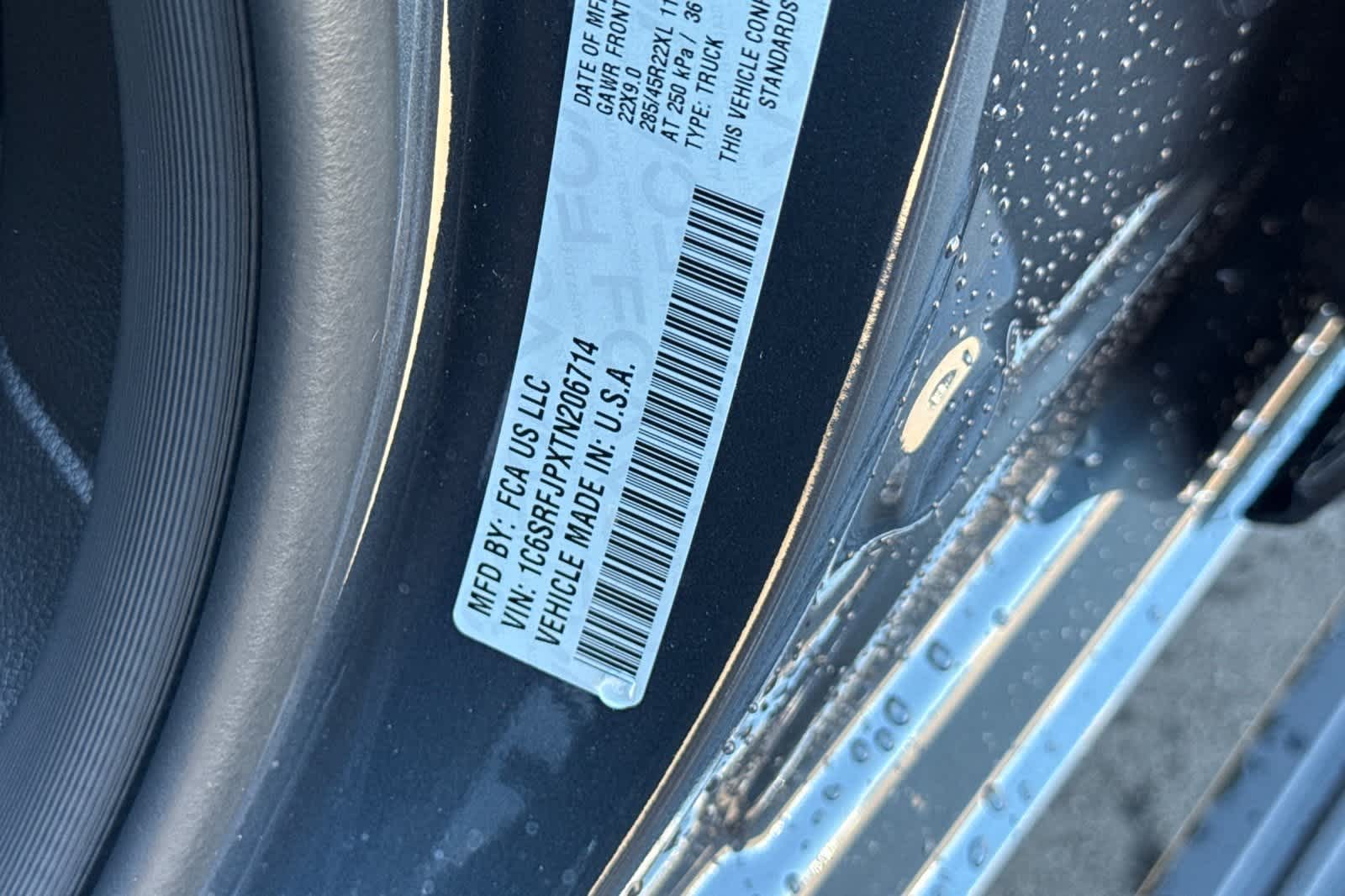 Thumbnail: 2026 RAM 1500 - 32