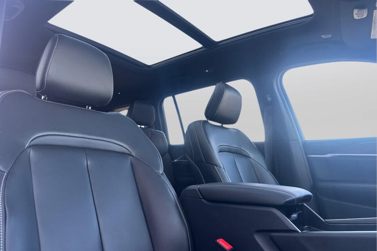 Thumbnail: 2026 Jeep Grand Cherokee - 19