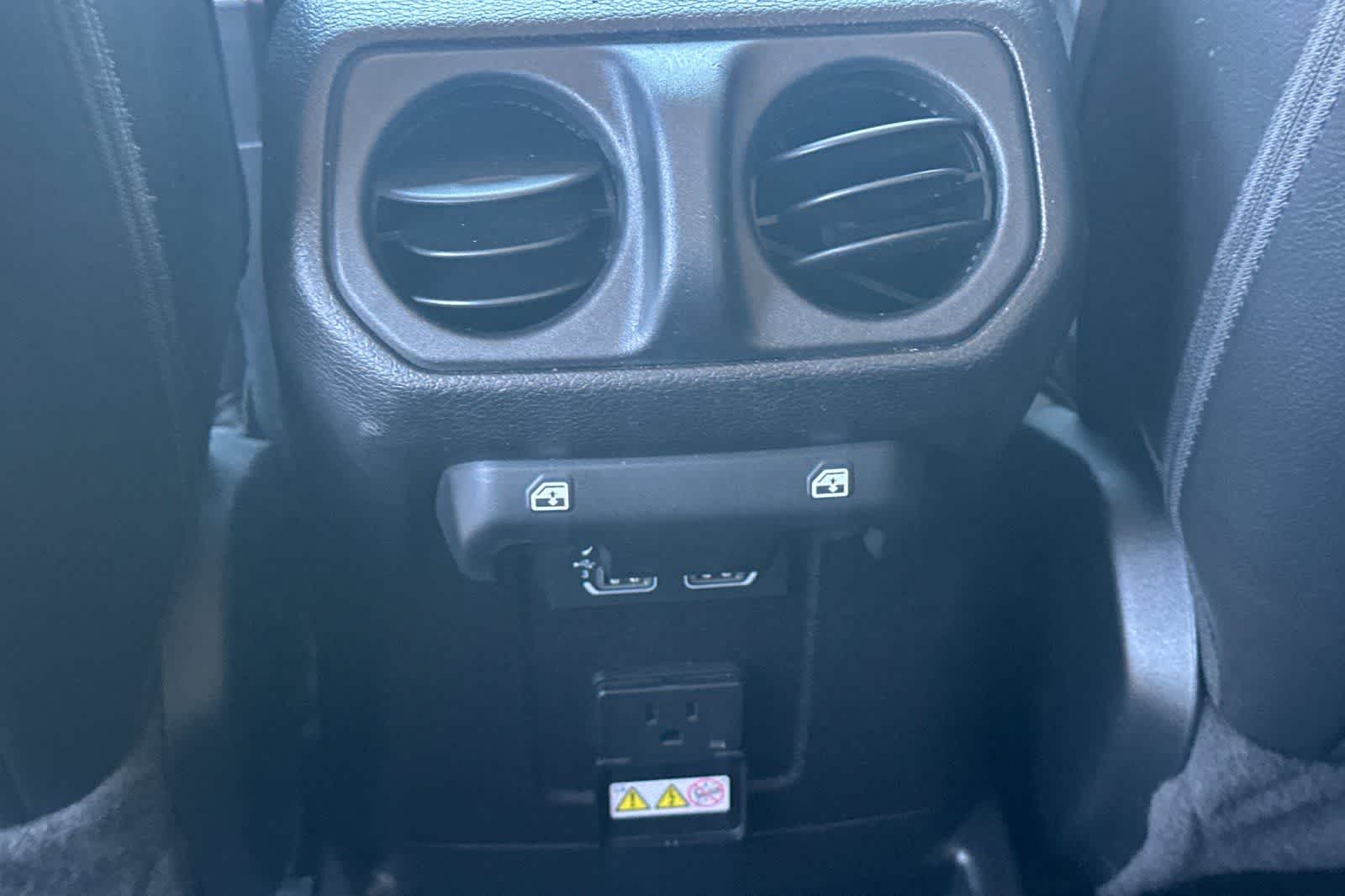 Thumbnail: 2020 Jeep Wrangler - 15