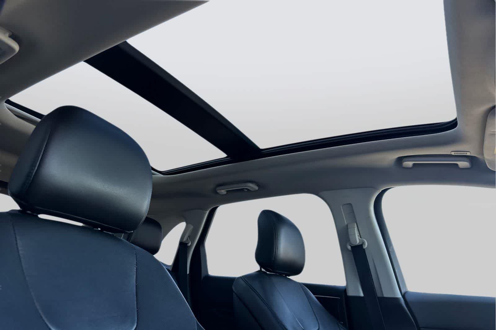 Thumbnail: 2019 Ford Edge - 18