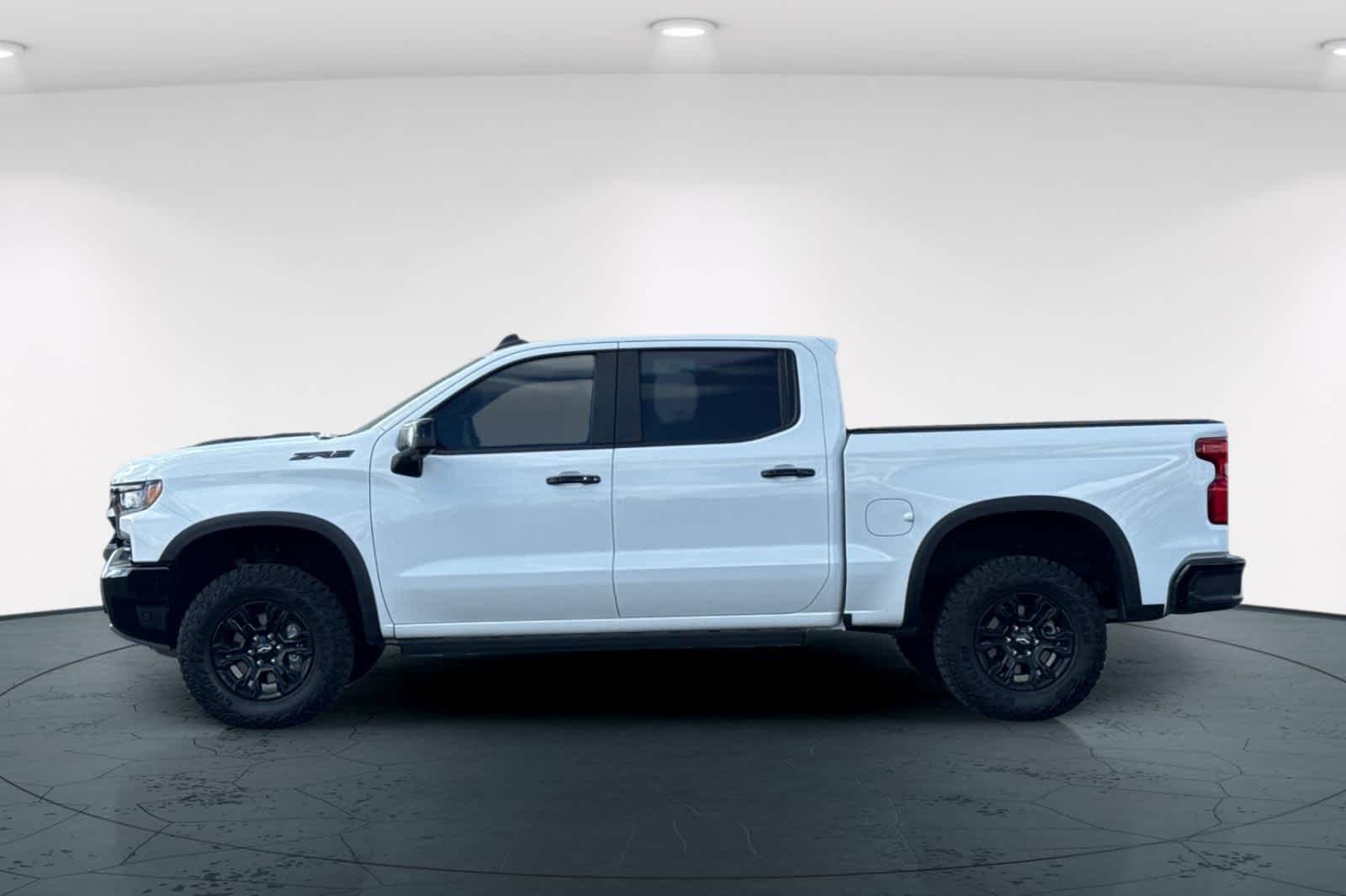 Thumbnail: 2024 Chevrolet Silverado 1500 - 9