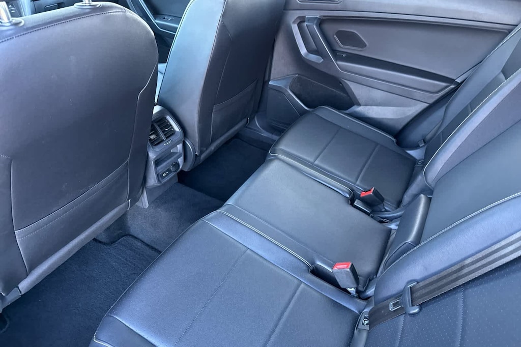 Used 2021 Volkswagen Tiguan 2.0T SE 4MOTION SUV