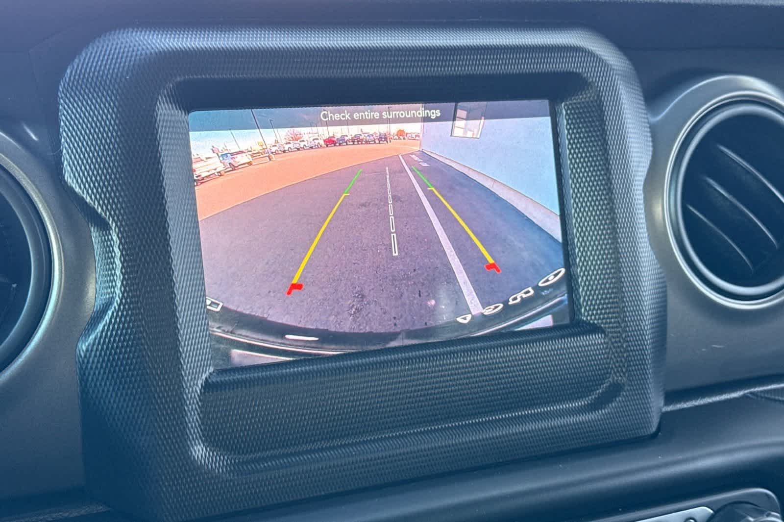 Thumbnail: 2023 Jeep Wrangler - 21