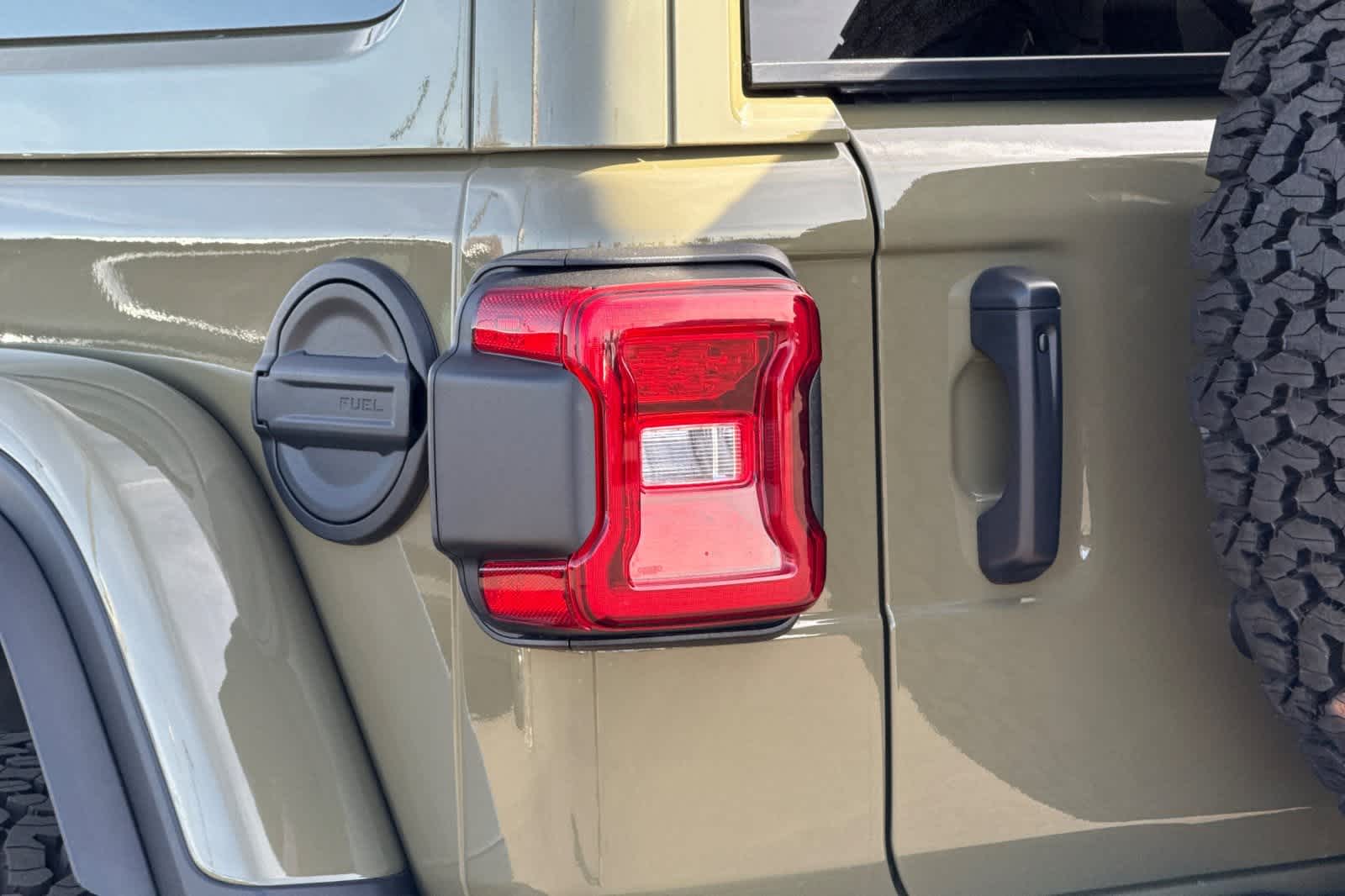 Thumbnail: 2025 Jeep Wrangler - 32