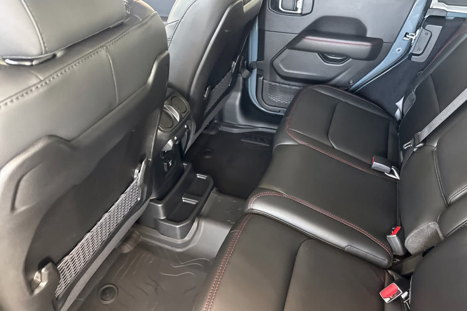 Thumbnail: 2026 Jeep Wrangler - 4