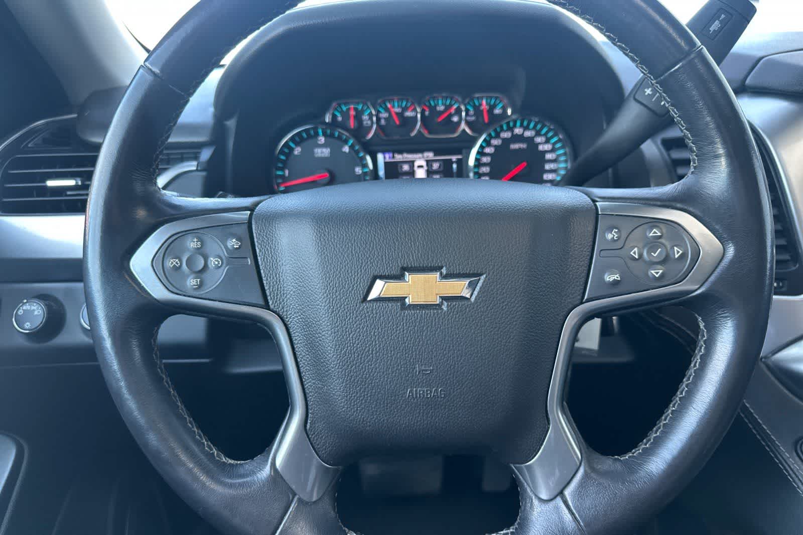 Thumbnail: 2020 Chevrolet Tahoe - 25