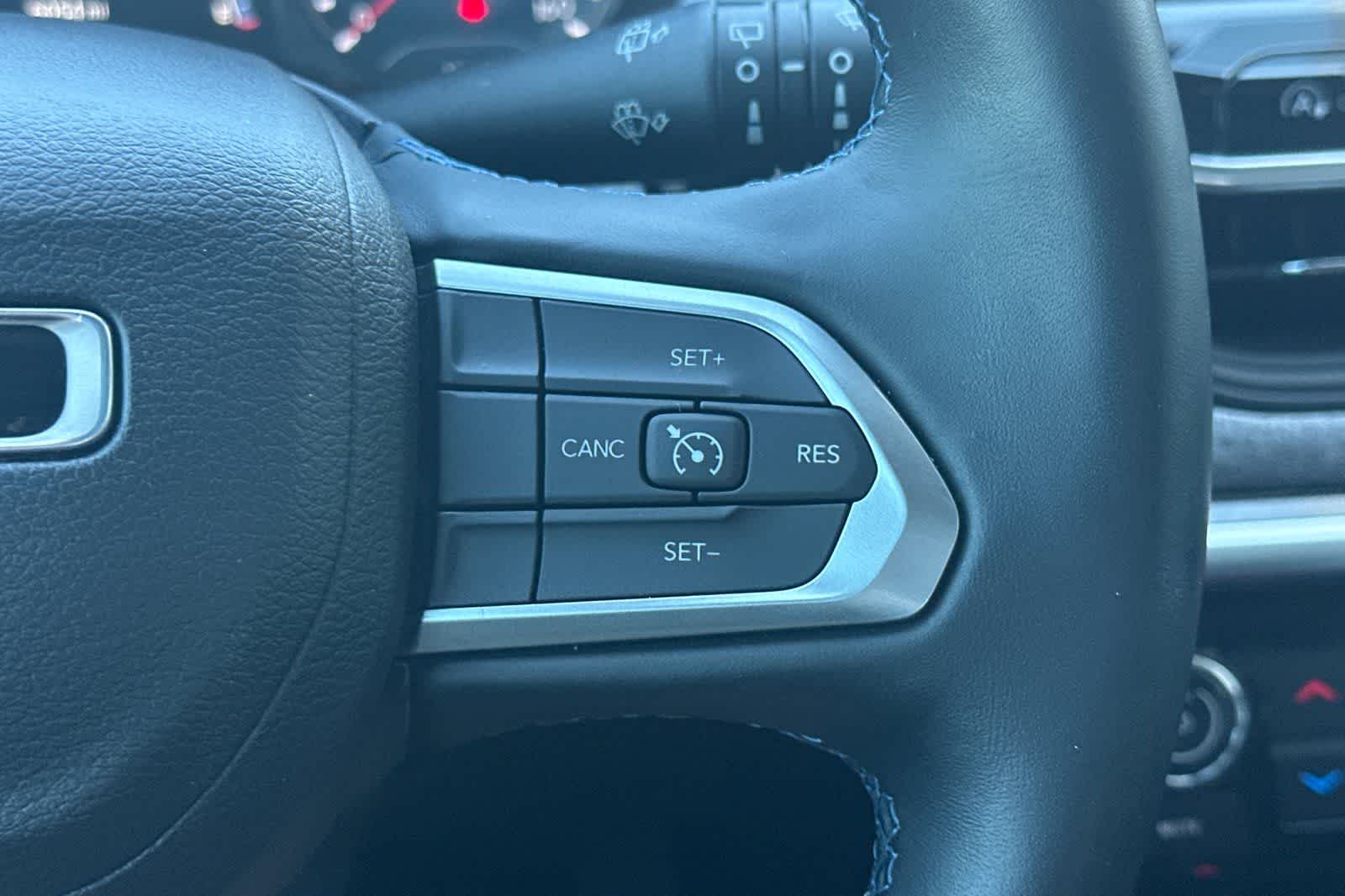 Thumbnail: 2022 Jeep Compass - 27