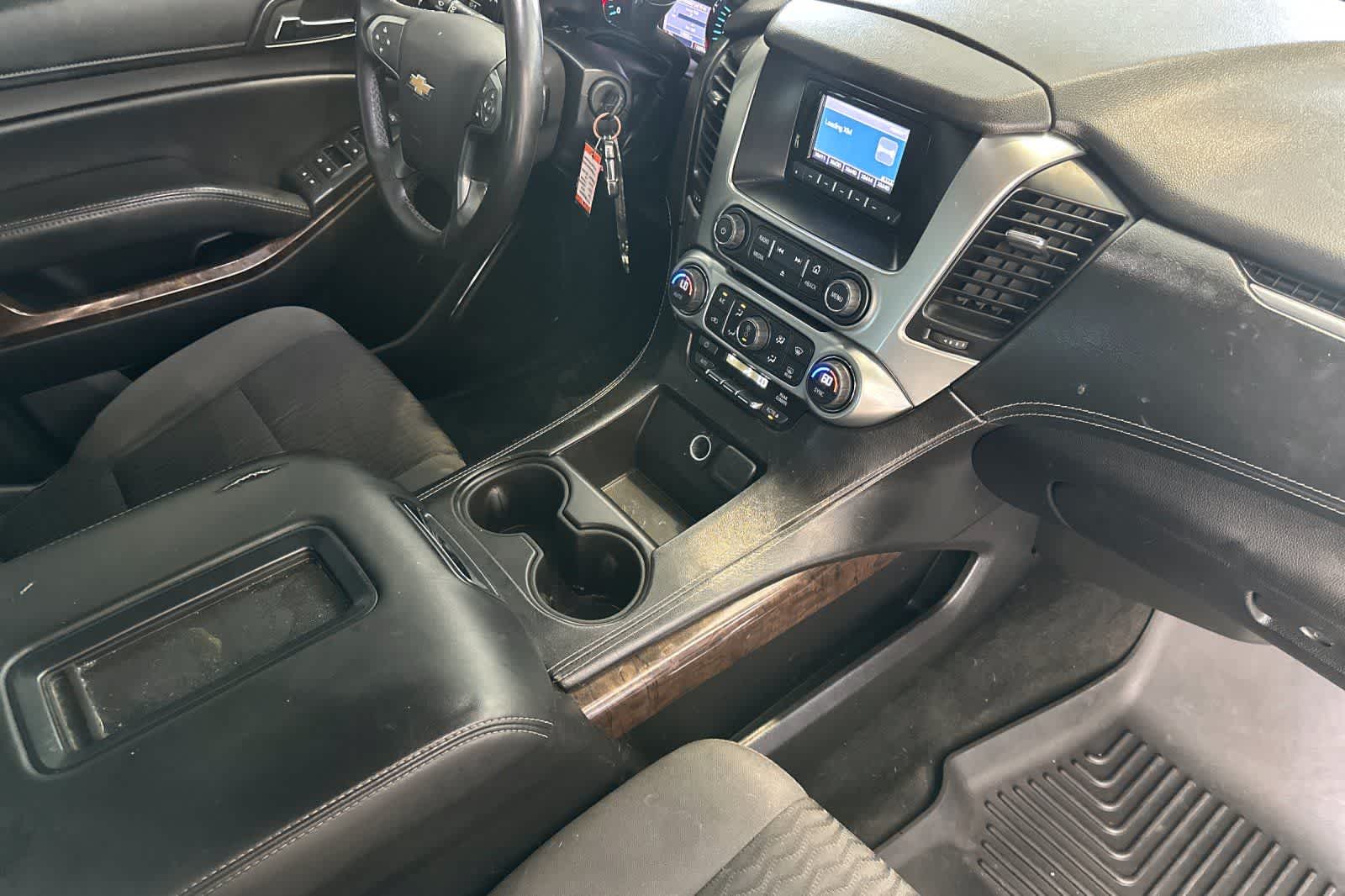 Thumbnail: 2015 Chevrolet Tahoe - 18