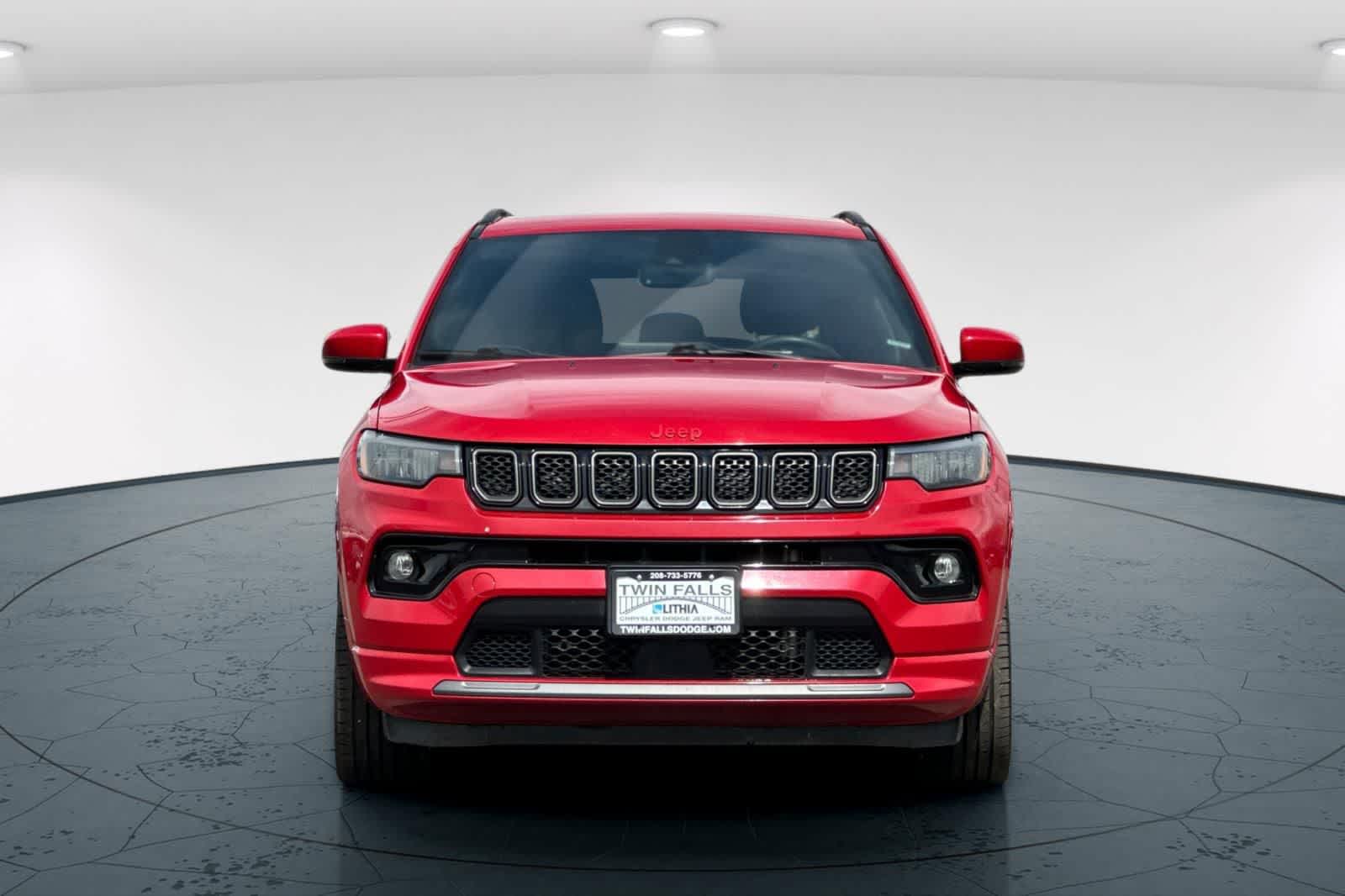 Thumbnail: 2023 Jeep Compass - 10