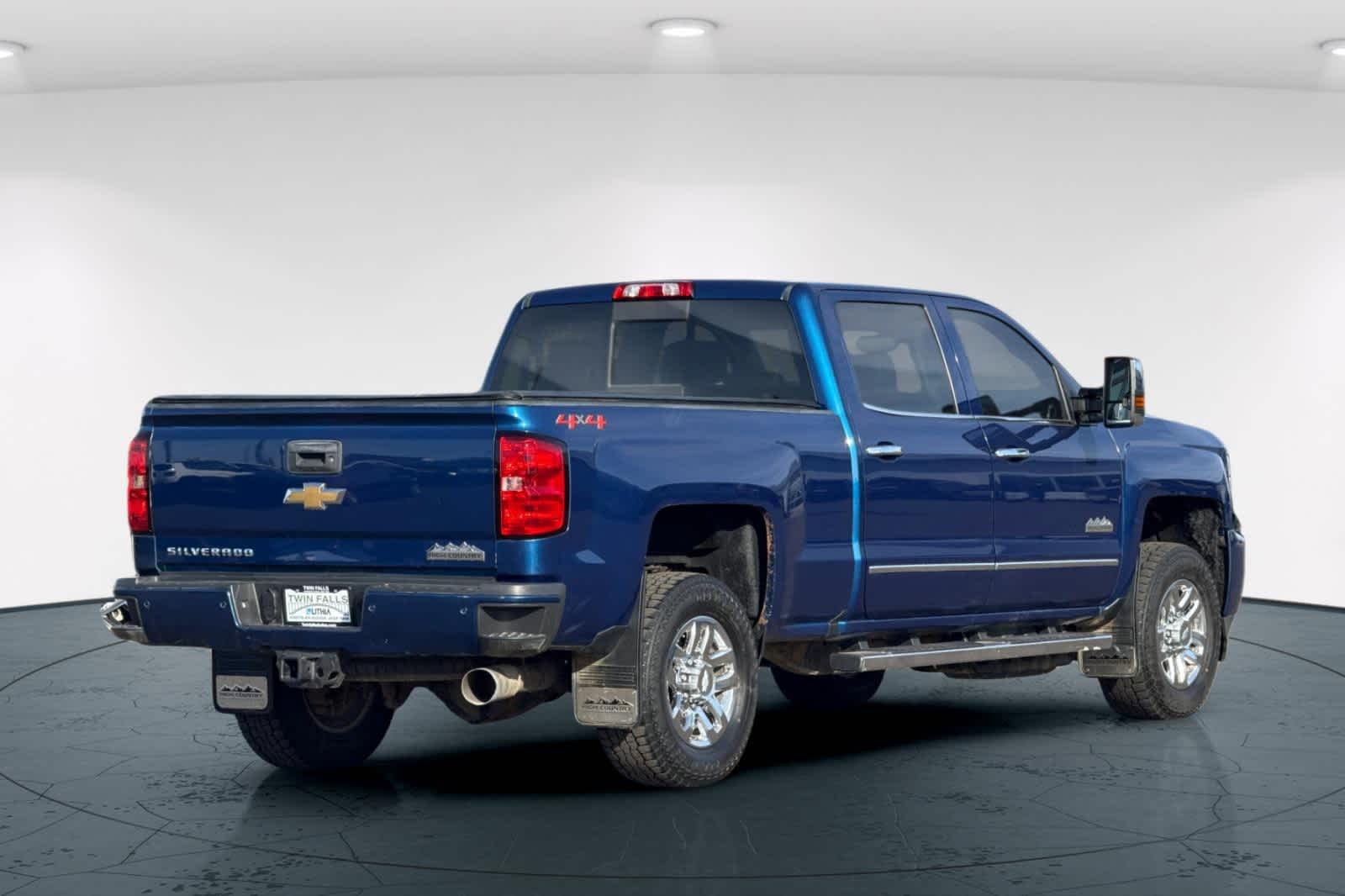 Thumbnail: 2018 Chevrolet Silverado 3500 - 2
