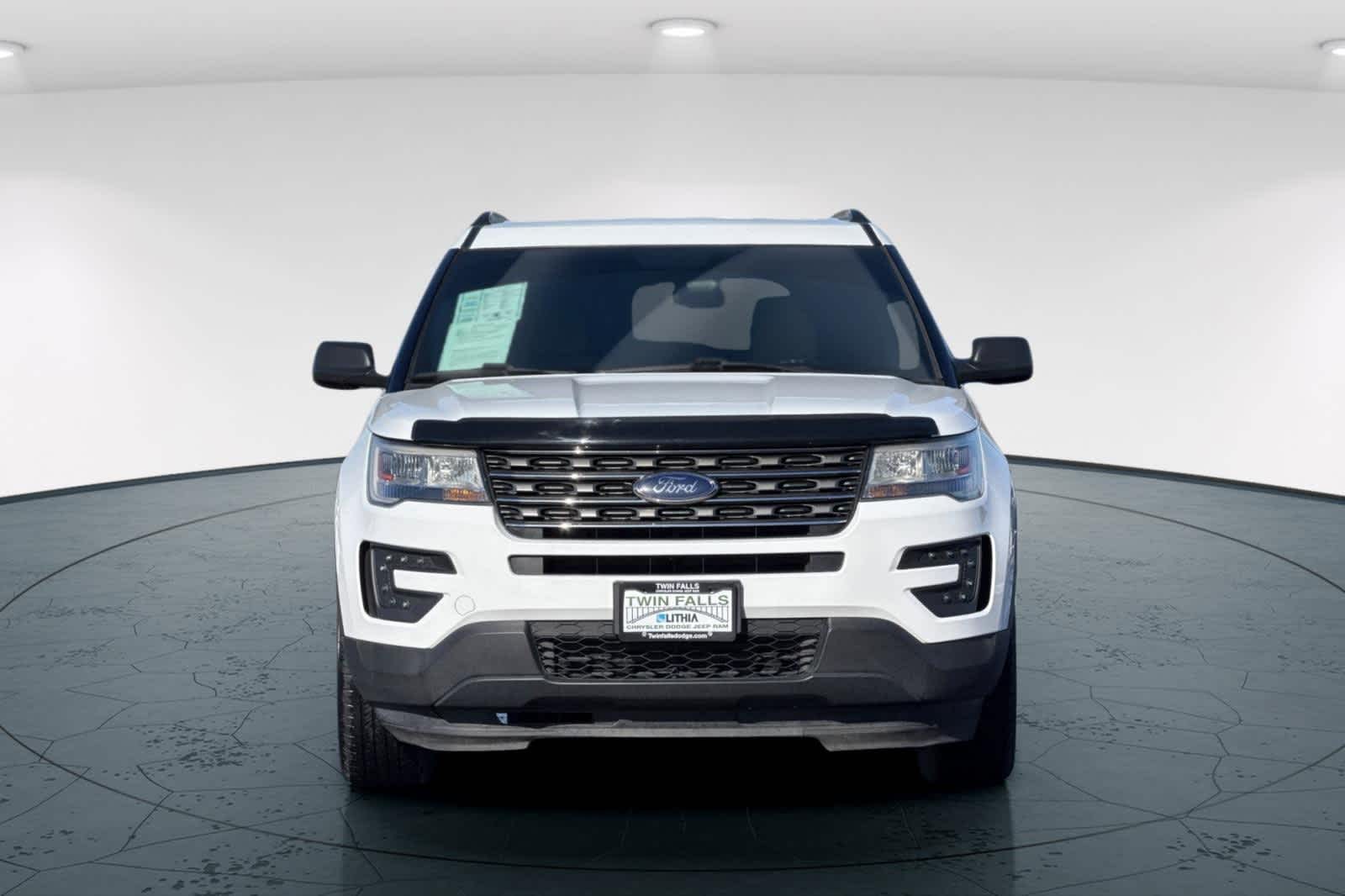 Thumbnail: 2017 Ford Explorer - 10