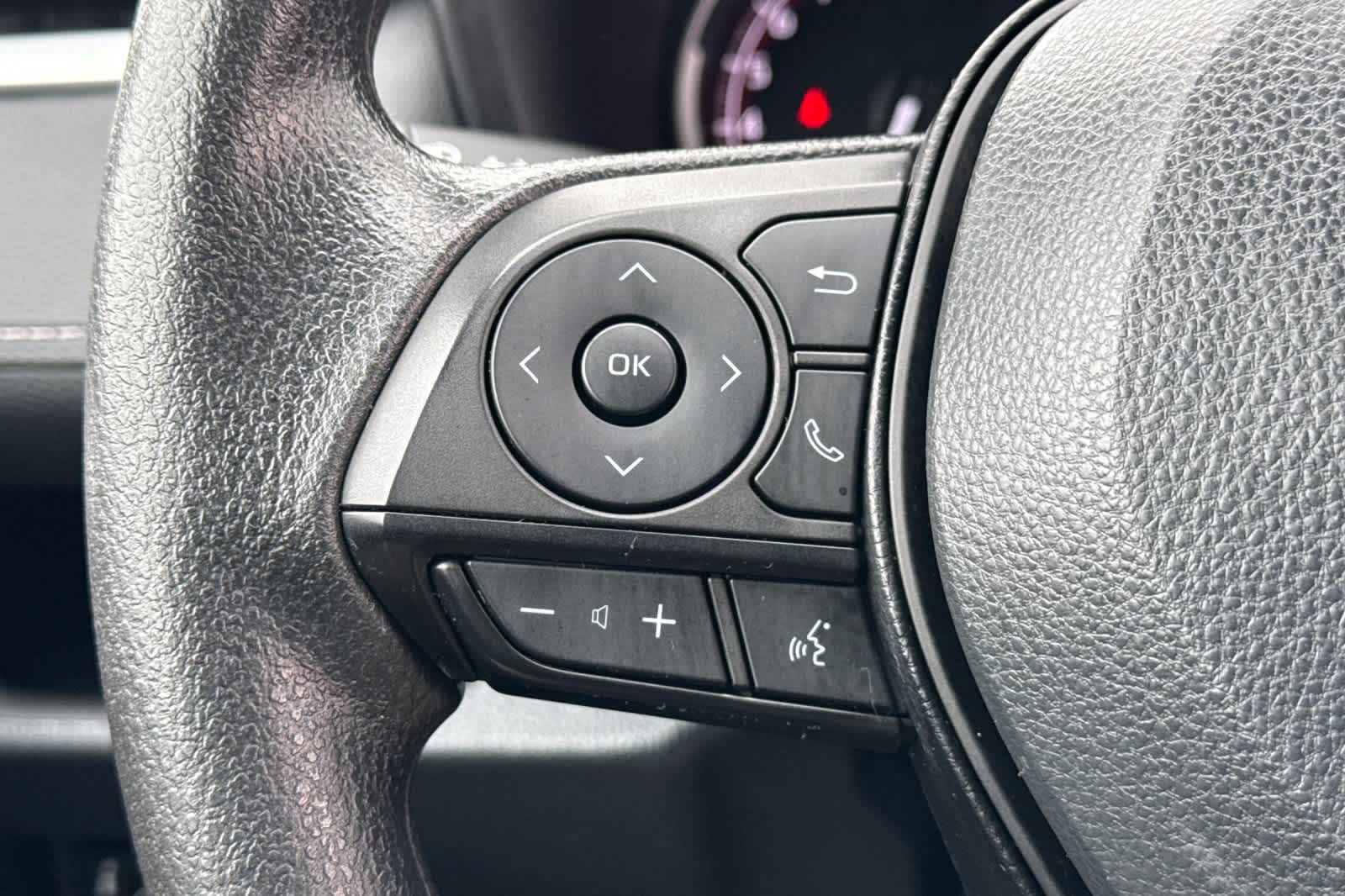 Thumbnail: 2024 Toyota RAV4 - 25