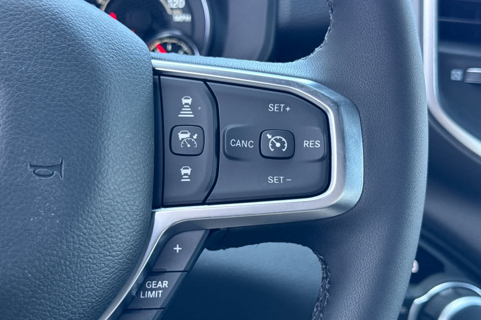 Thumbnail: 2025 RAM 1500 - 26