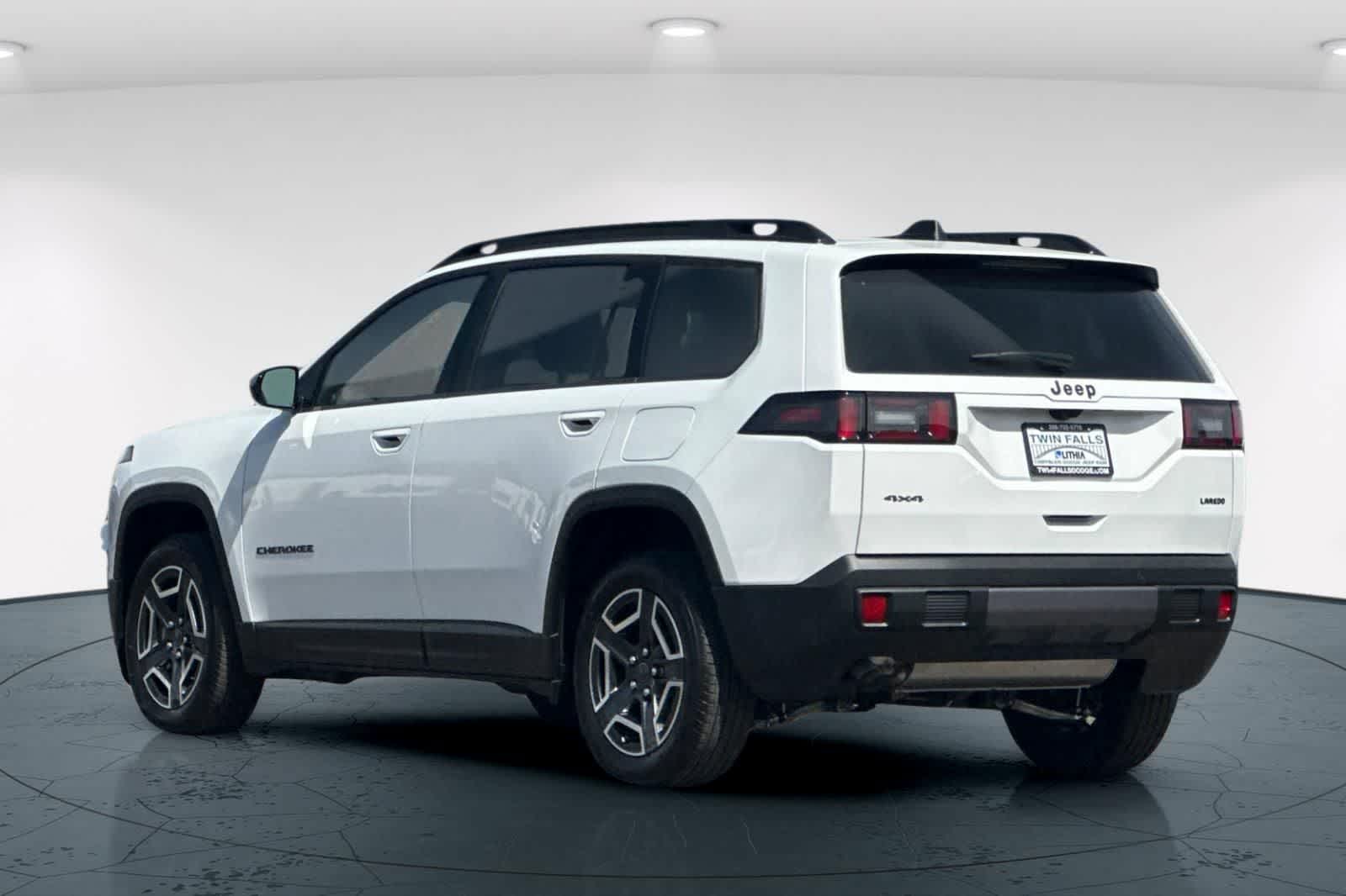 Thumbnail: 2026 Jeep Cherokee - 8