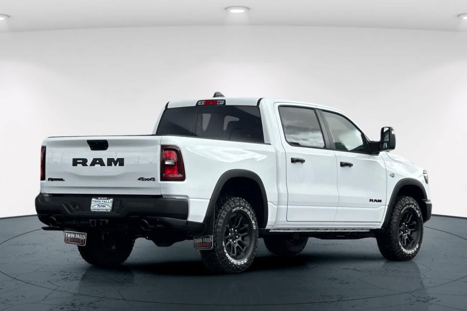 Thumbnail: 2026 RAM 1500 - 2