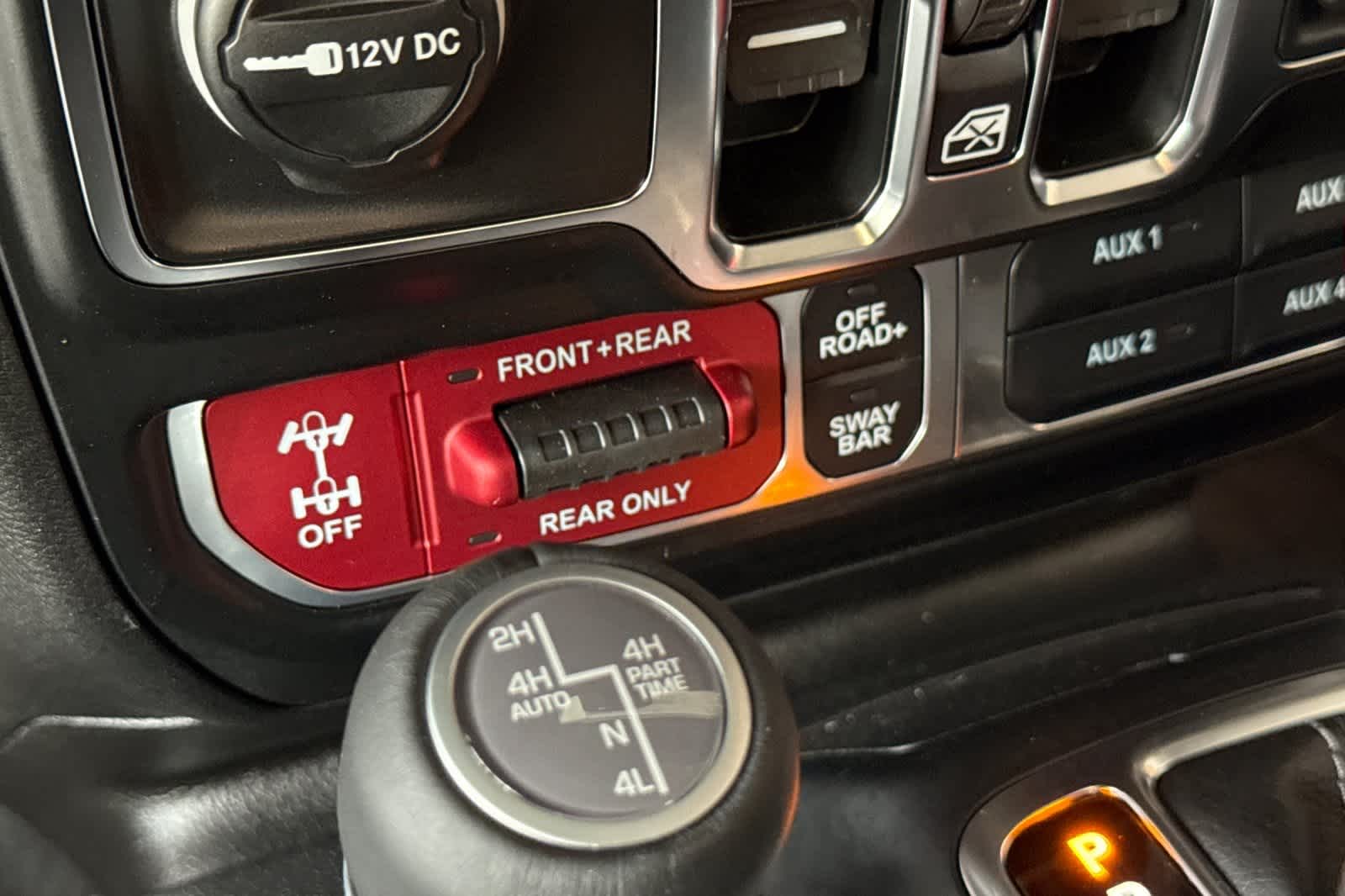 Thumbnail: 2026 Jeep Wrangler - 31