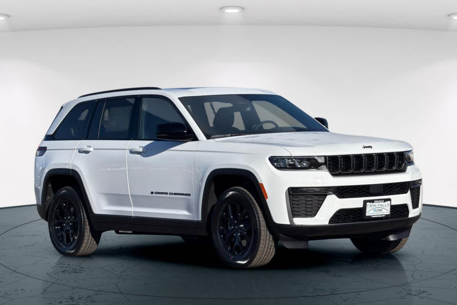 Thumbnail: 2026 Jeep Grand Cherokee - 5