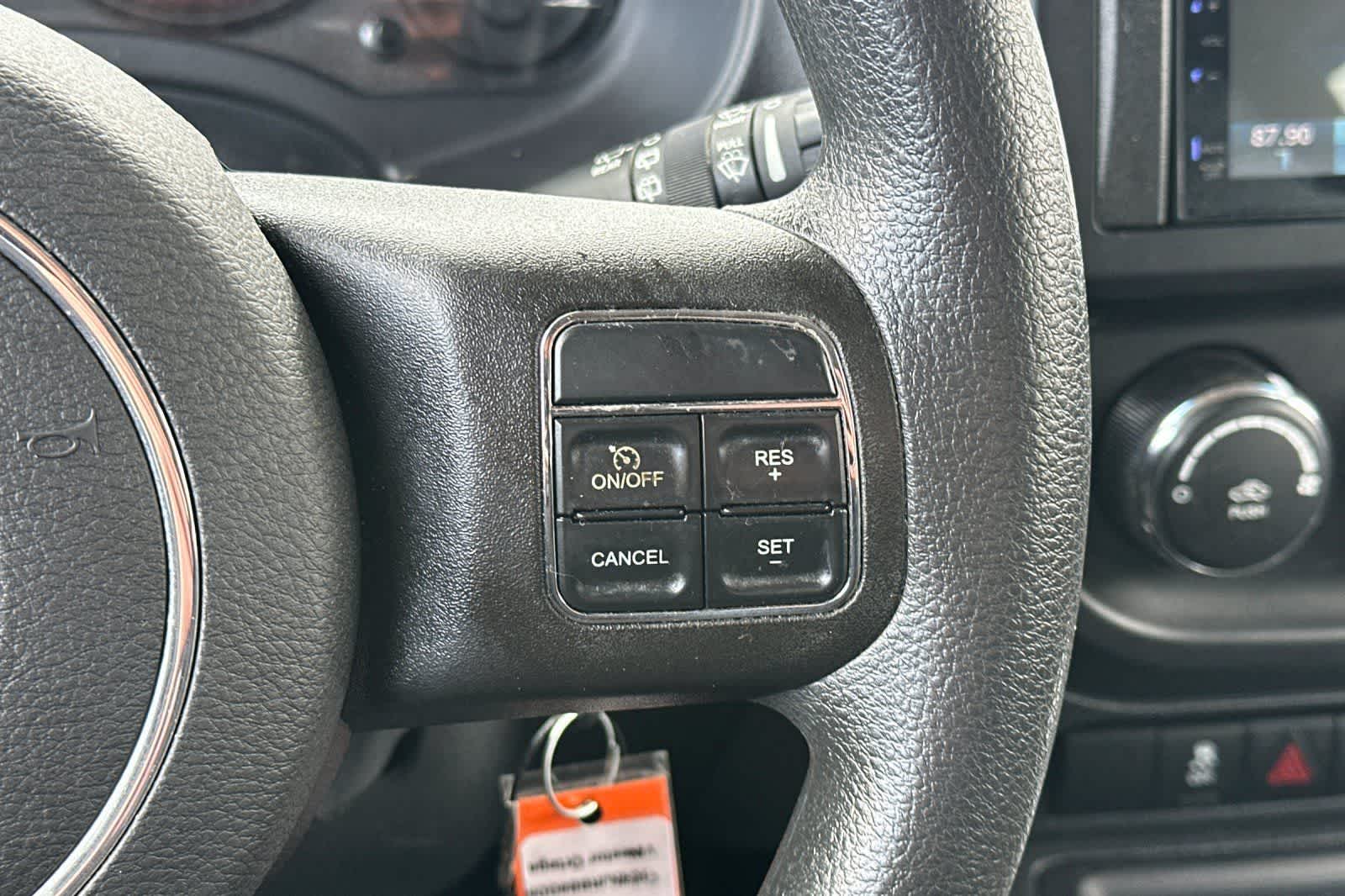 Thumbnail: 2016 Jeep Patriot - 24