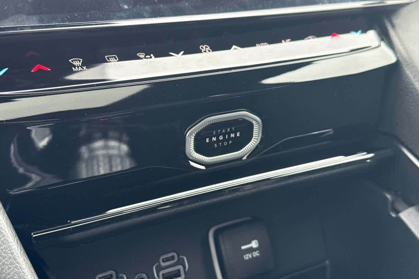 Thumbnail: 2026 Jeep Grand Cherokee - 25