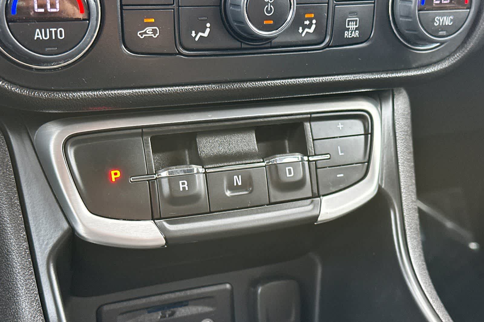 Thumbnail: 2024 GMC Terrain - 23