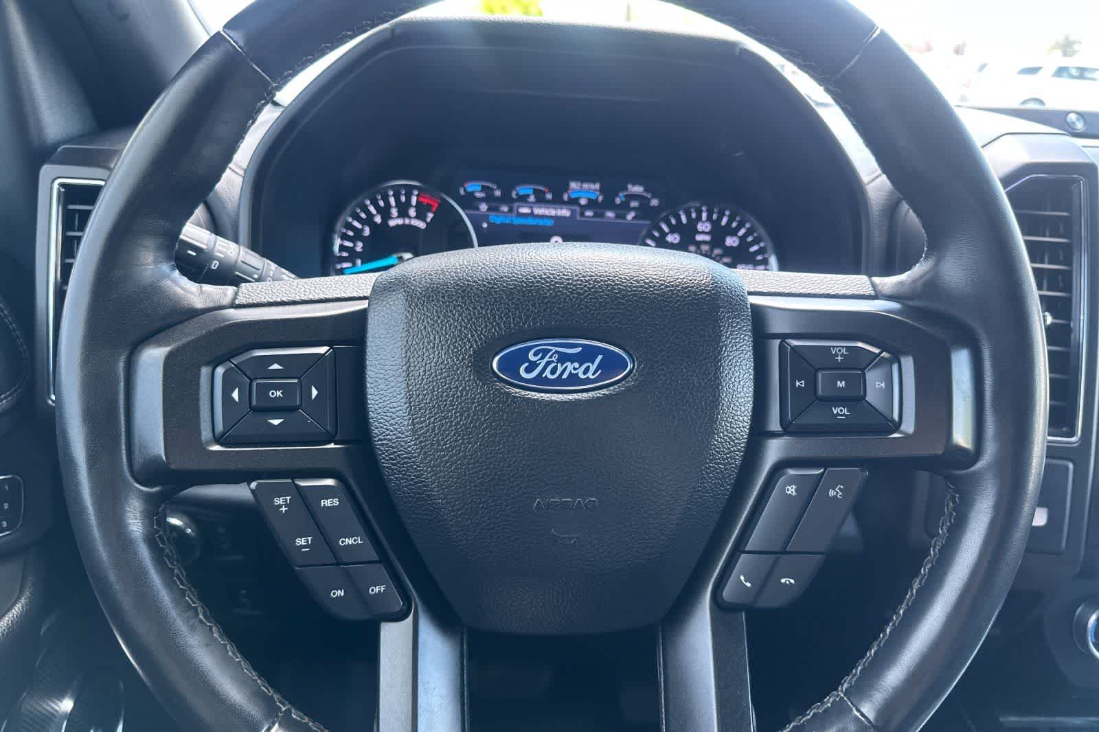 Thumbnail: 2020 Ford Expedition - 27