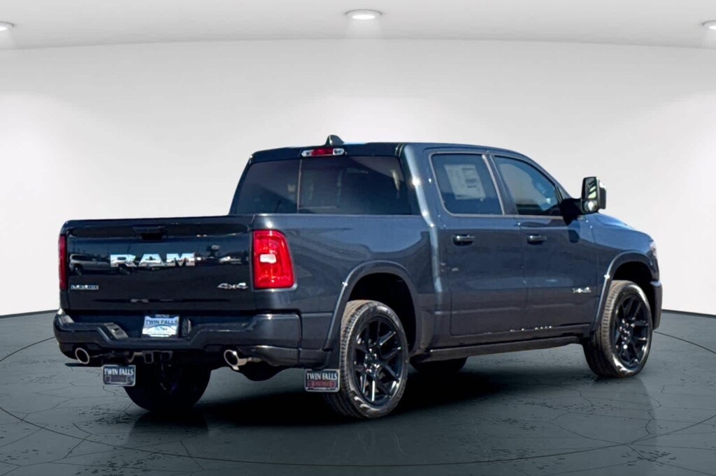 New 2026 Ram 1500 LARAMIE CREW CAB 4X4 5'7 BOX Pickup