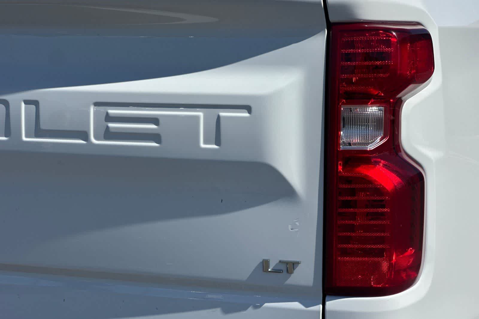 Thumbnail: 2021 Chevrolet Silverado 1500 - 29