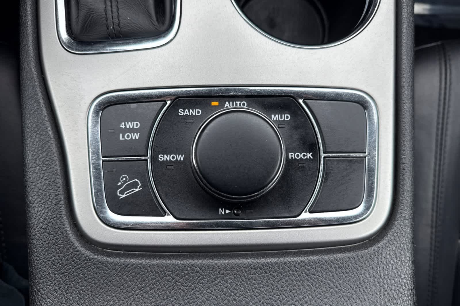 Thumbnail: 2019 Jeep Grand Cherokee - 34