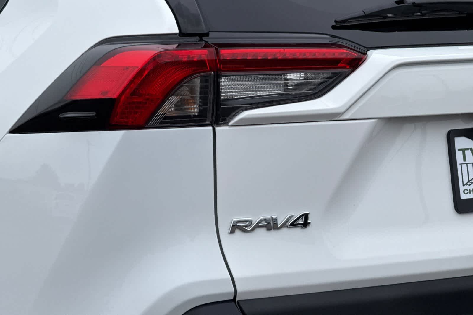 Thumbnail: 2024 Toyota RAV4 - 30