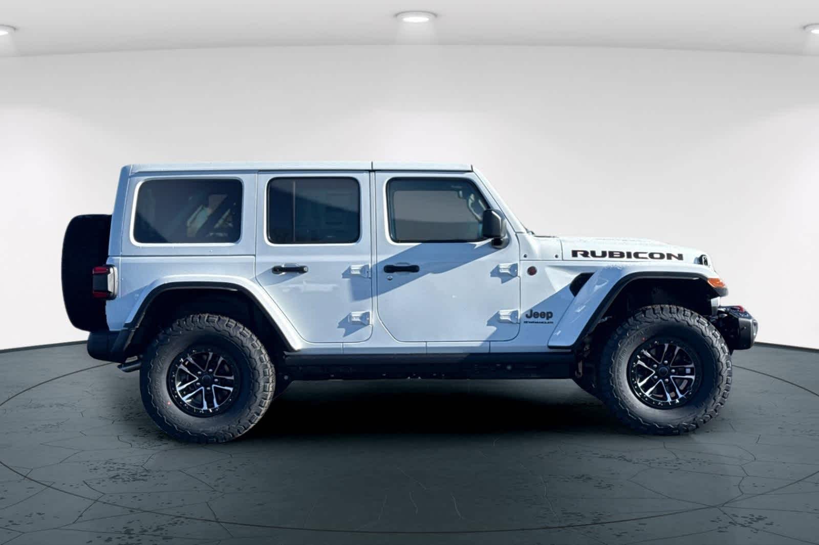 Thumbnail: 2026 Jeep Wrangler - 6