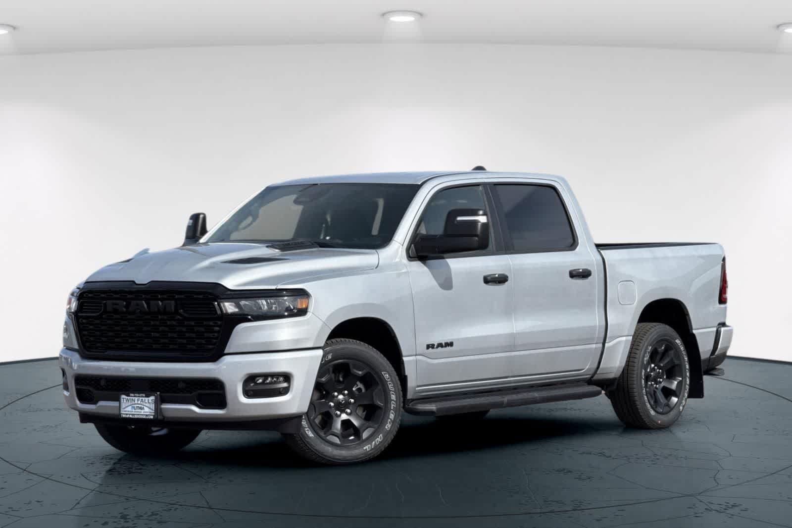 Thumbnail: 2026 RAM 1500 - 1