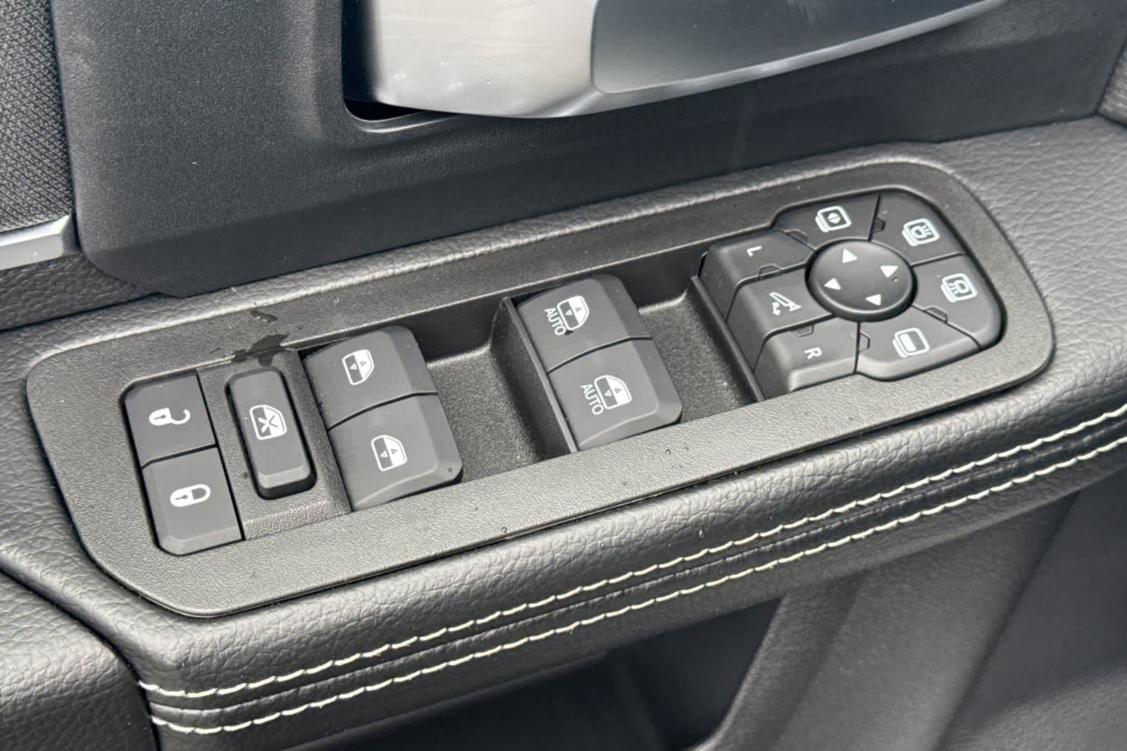 Thumbnail: 2026 RAM 3500 - 13