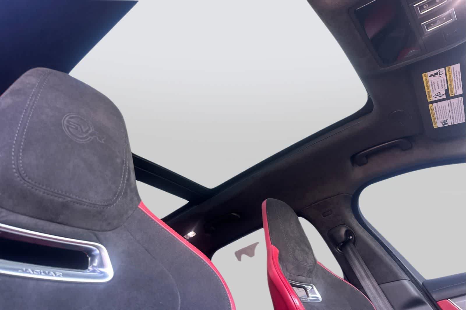 Thumbnail: 2021 Jaguar F-Pace - 18