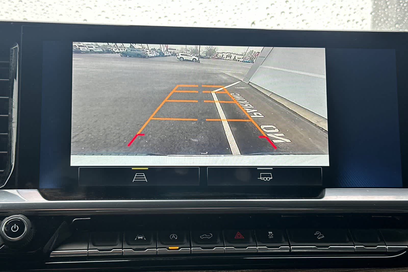 Thumbnail: 2022 Chevrolet Silverado 1500 - 18