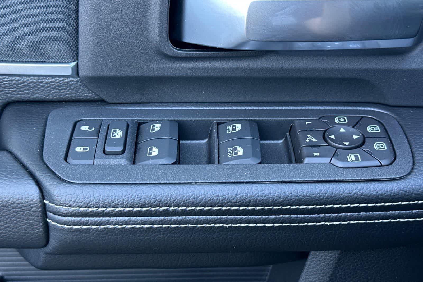 Thumbnail: 2026 RAM 3500 - 13