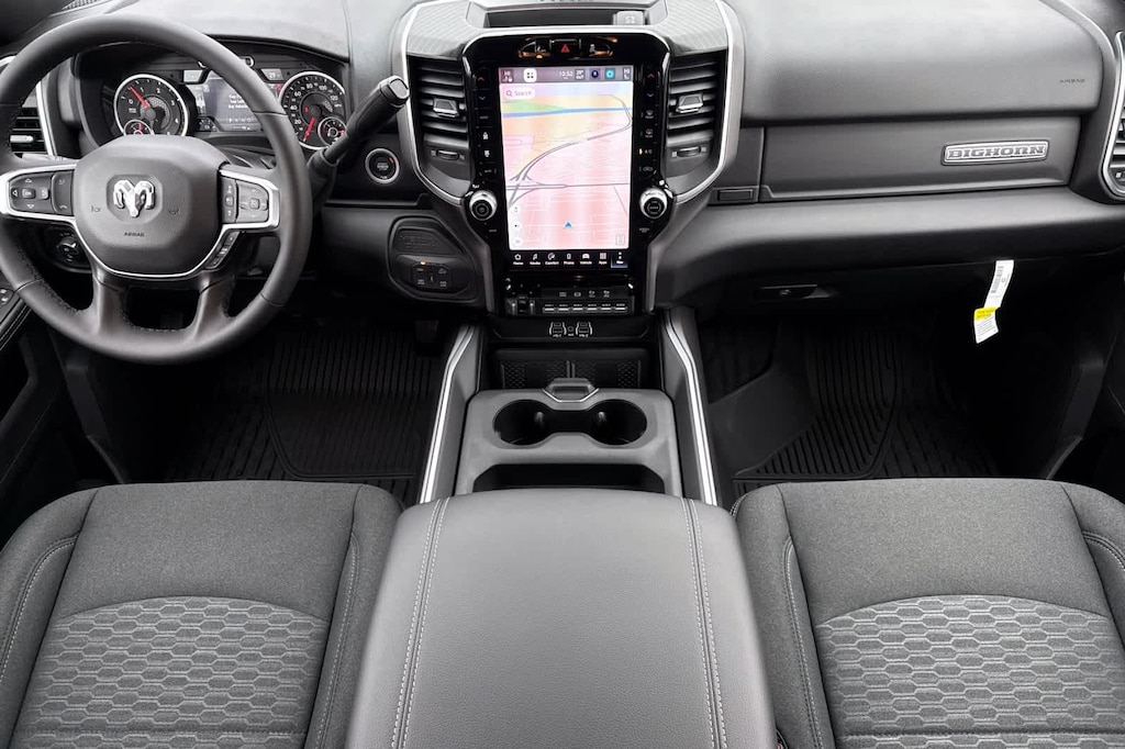 New 2026 Ram 2500 BIG HORN CREW CAB 4X4 6'4 BOX Pickup