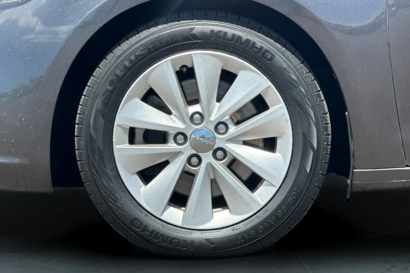 Thumbnail: 2014 Dodge Dart - 26