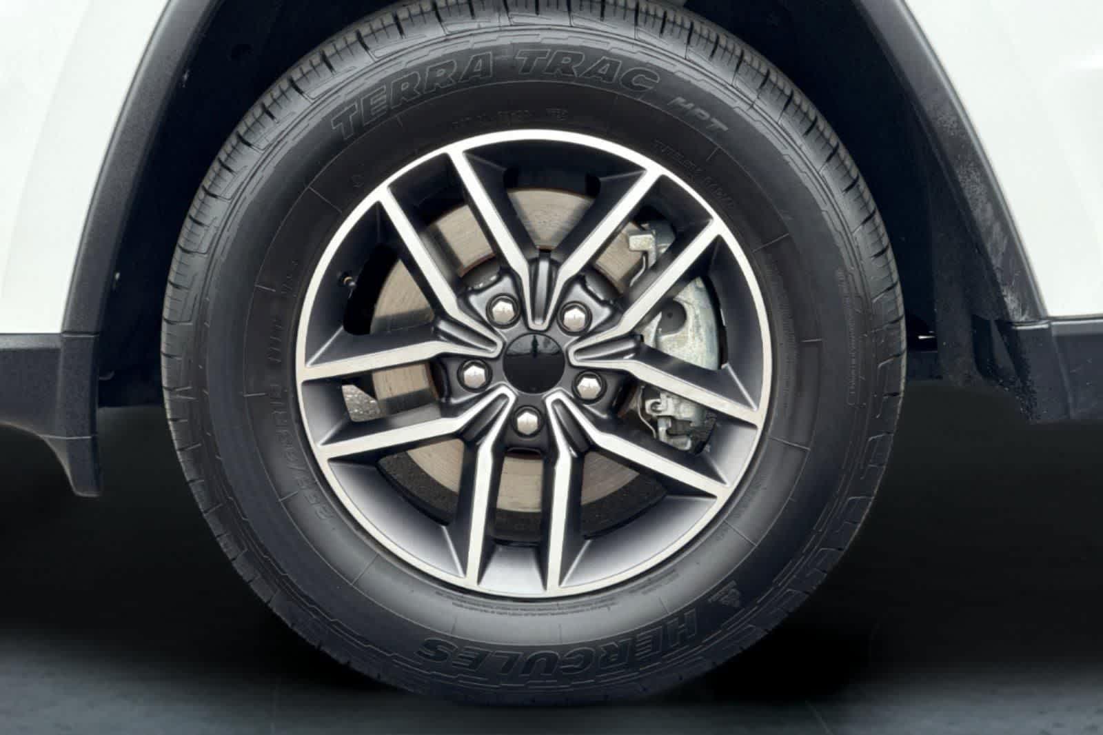 Thumbnail: 2022 Jeep Grand Cherokee - 31