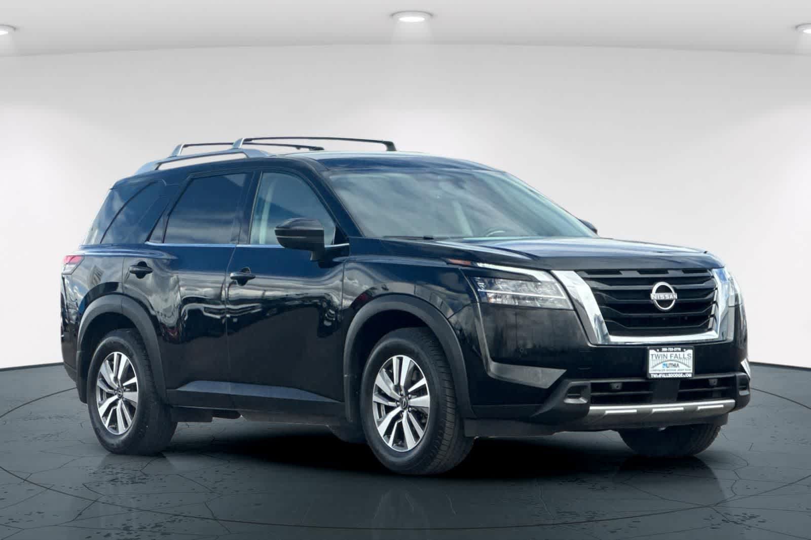 Thumbnail: 2023 Nissan Pathfinder - 5